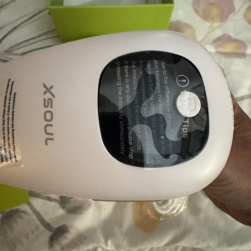 IPL Hair Removal Device - Picture 5 of 12